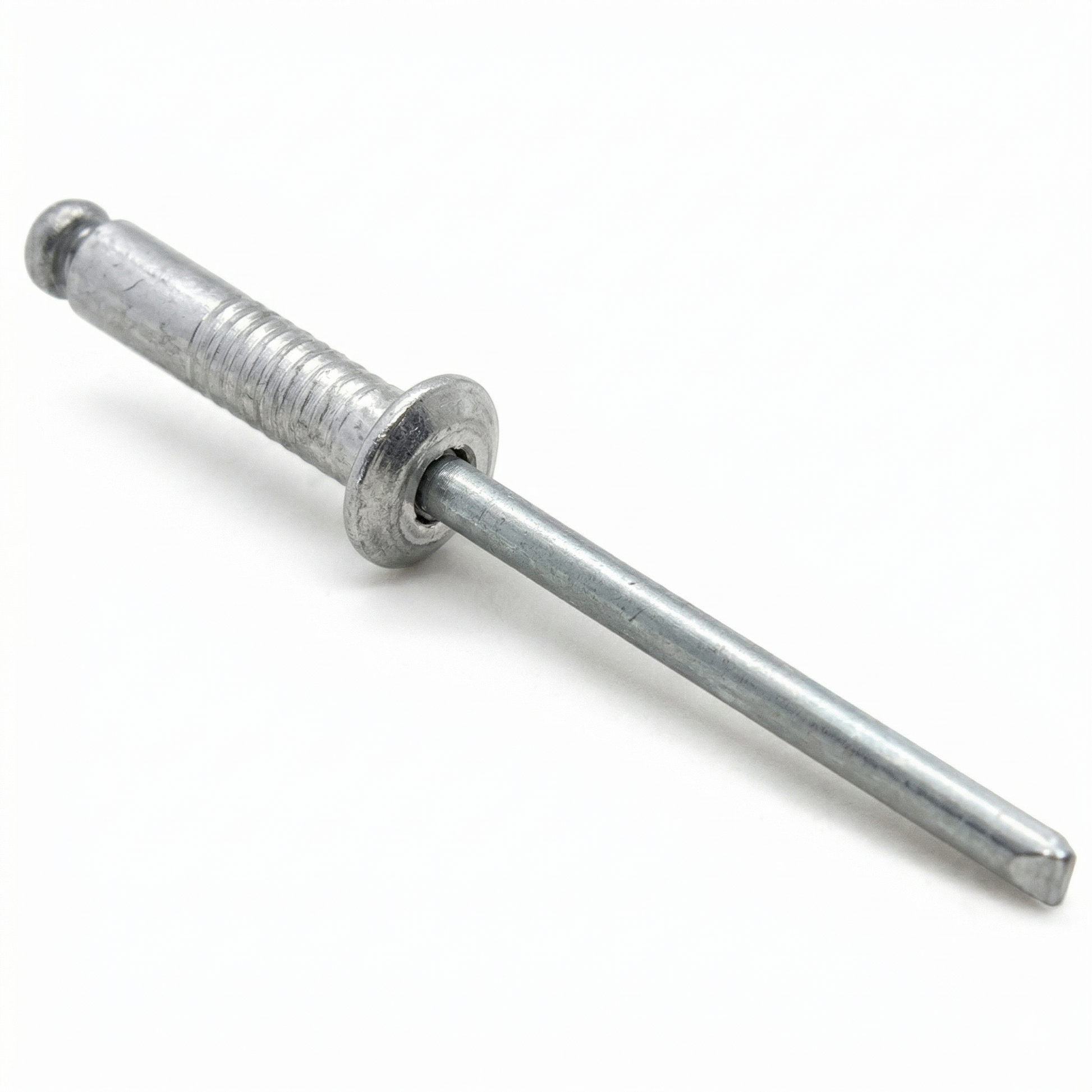Rebite de Fixação Longo do Para-choque Dianteiro - Universal - 94502 - (1)
